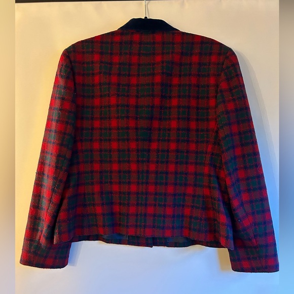PENDLETON VINTAGE WOOL PLAID BLAZER RED/NAVY/GREEN VELVET COLLAR & BUTTONS 14 - Picture 3 of 7